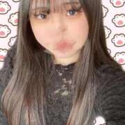 ヒメ日記 2025/11/28 18:17 投稿 ひな 白い巨乳