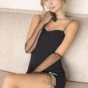 三峯えりか 残り4日✨ ウルトラプラチナム