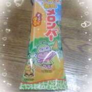 まぁ まぁです🐧 池袋あられ