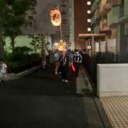 あずみ 出勤だよ〜 熟女デリヘル倶楽部
