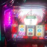 まひろ　奥様 たまにはパチンコ屋さんに行きます(｀・ω・´)キリッ SUTEKIな奥様は好きですか?