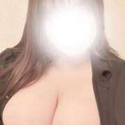 こはる かわいがって〜🐰ྀི エンジェルマスカット