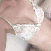 綾瀬 穂乃果 お昼の誘惑タイム🍽️💦 Canx2神戸店