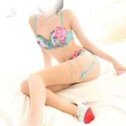 琴乃 寒い日だからこそ😚💞 夕月