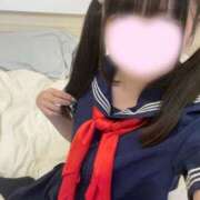 もも 退勤( ⊃•̀ ̫ •́ )❕お礼❕ 学園collection