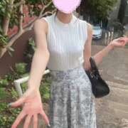 ヒメ日記 2025/08/07 20:08 投稿 えな★S級女子アナ志望現役JD S級素人清楚系デリヘル chloe