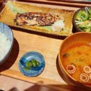 田口371(taguchi) お昼ごはんタイム🍴この後、出勤します✨ 健康寿命を延ばす！恋愛コミュニティ otsto(オトスト)