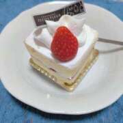 しのぶ 明日はしのぶのお誕生日🍰🩷 池袋サンキュー