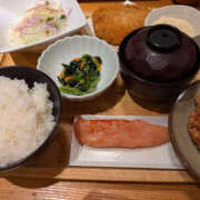 しのぶ 昨日の久しぶりの外食🍴✨️ 池袋サンキュー