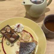 めう 🕊𓈒𓏸︎︎︎︎ ホテルだヨ！全員集合