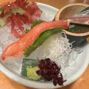 なぎさ 蟹食べてきた‼️ コスプレアカデミー