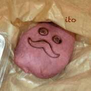 いと 🧶カロリーゼロ 男爵