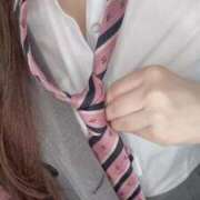 えみる チラ見せ😶🩷 E+アイドルスクール船橋店