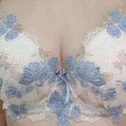 ヒメ日記 2025/03/17 19:04 投稿 黒沢めあ 断りきれない美人マッサージ嬢たち