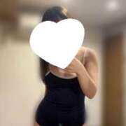 ゆあ 12/4(木)お礼🤍 プールサイド