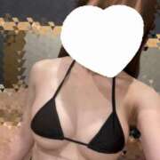 ゆあ 12/7(日)お礼🤍 プールサイド