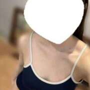 ゆあ 4/18(土)お礼🩵 プールサイド