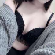 ヒメ日記 2025/12/14 01:45 投稿 篠崎ほの 全裸美女からのカゲキな誘惑