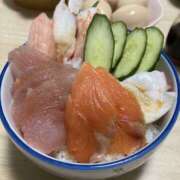しょうこ 手作り海鮮丼 🦐✨️ ミセス クリエーション