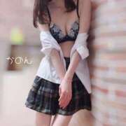 芹沢かのん くもりもくもく メイドin中野（東京ハレ系）