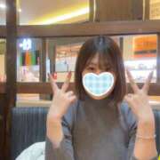 観月みき 蟹だいすき✌️🦀✌️ メイドin中野（東京ハレ系）