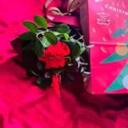 佐々波エヴァ 素敵なお花のプレゼント💐 Mrs. Dandy Ikebukuro