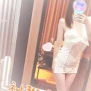 アイカ 出勤︎🤍 人妻生レンタル