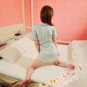 アイカ 出勤︎🤍 人妻生レンタル