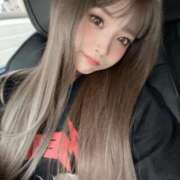 あん 👑出勤完了 ホワイトベル