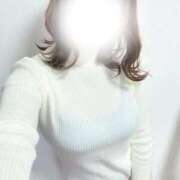 優子(ゆうこ) 特別な割だって🈹✨ エリートな人妻たち新宿