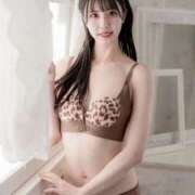 ヒメ日記 2025/10/08 15:00 投稿 エナコ びしょぬれ新人秘書