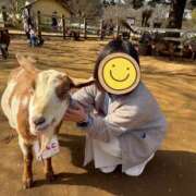 かのん 成田ゆめ牧場🐐 エロいお姉さん倶楽部