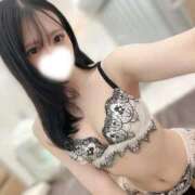 ゆか【笑顔で癒し、ボディで魅了】 7/1💌🤍 LIPS(リップス)