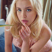 ヒメ日記 2025/10/05 14:09 投稿 タニア ブルームーン青い月