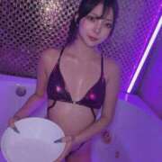 ヒメ日記 2025/12/18 21:32 投稿 小松あまね ウルトラロイヤル