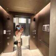 ヒメ日記 2025/10/26 04:11 投稿 Ami【アミ】 Evolution1st ミナミ谷九店