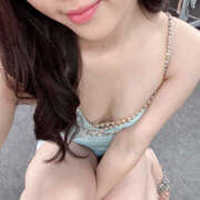 ヒメ日記 2025/12/28 09:00 投稿 えま VIVIDCREW十三店