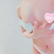 秋山ななみ ついつい見ちゃうYouTubeチャンネル▶️ 断りきれない美人マッサージ嬢たち