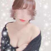 真鍋 ゆき 本日出勤です🩷 一夜妻　大阪ミナミ店