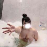 ヒメ日記 2025/11/30 23:58 投稿 れんか 白いぽっちゃりさん