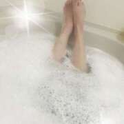 奈々(なな) バタバタ走るよなな子さん💨💨 女々艶 厚木店