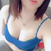 りんご ネモフィラ🪻 ぷるるん小町日本橋店