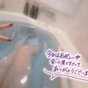 しずえ 出れたらいいな🫧 新宿プチドール