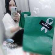 にいな ☀️🩷🧸 大宮人妻デリヘル～大人の事情～