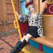 ヒメ日記 2025/10/17 16:01 投稿 エマ ムーランルージュ