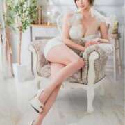 ヒメ日記 2025/12/27 10:23 投稿 エマ ムーランルージュ