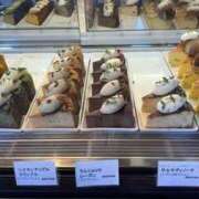 香坂(こうさか) 行列のできるチーズケーキ 熟女出逢い会『百合の園』目黒店