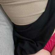 ヒメ日記 2025/10/22 12:19 投稿 木下 ゆめ しゃせきょっ!XX教育される制服女子たち