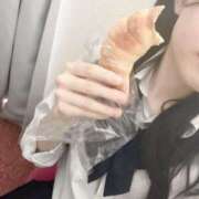 ヒメ日記 2025/07/10 15:06 投稿 はな 学校帰りの妹に手コキしてもらった件 谷九