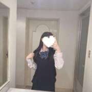 ヒメ日記 2025/09/12 14:20 投稿 はな 学校帰りの妹に手コキしてもらった件 谷九